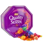 جعبه شکلات هدیه برند کوالیتی استریت (Quality Street) - وزن 900 گرم